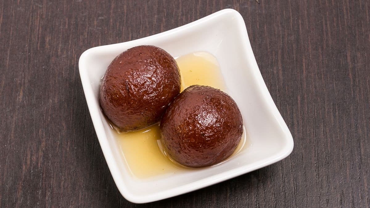 Gulab Jamun (2 pcs)