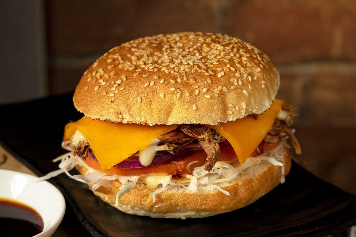Burger with Braised Beef Combo
