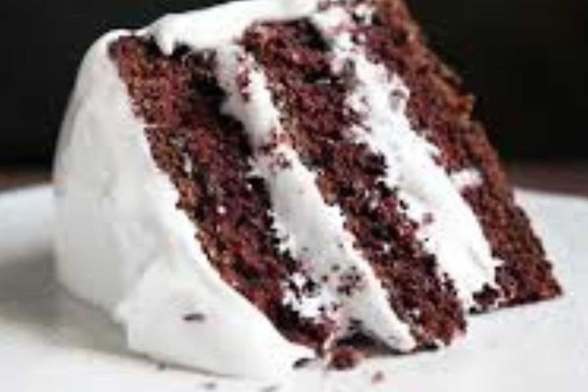 Chocolate Cake with Boiled Icing