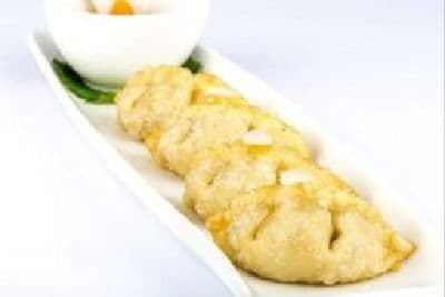 17. Gyoza (6 pcs)