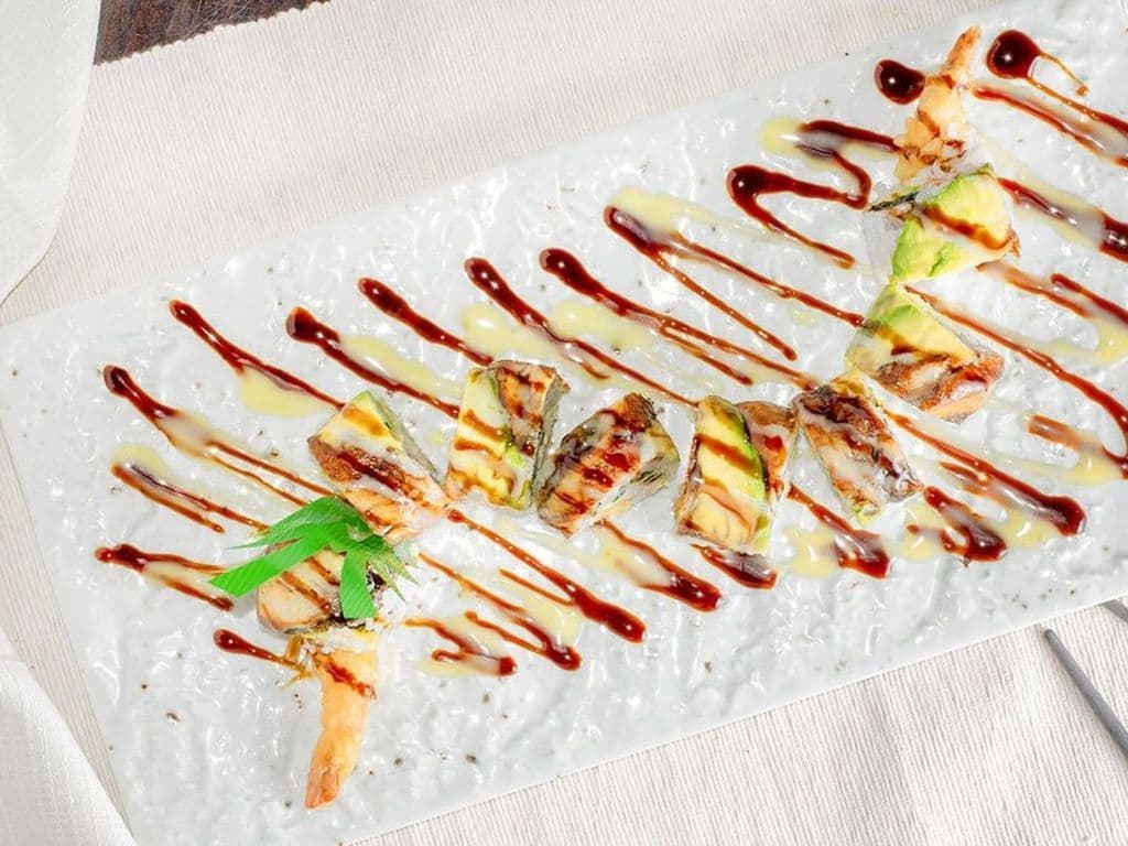 Dragon Roll (8pcs)
