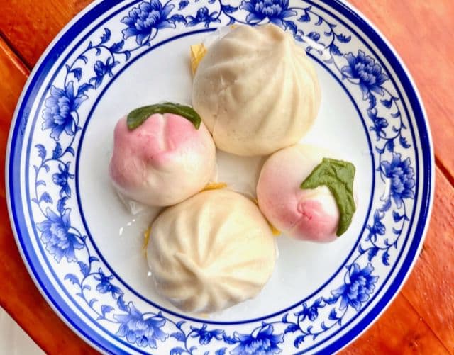 N5 Mixed Peach Bun& Milk Custard Bun (4) / 混合甜點包-N5