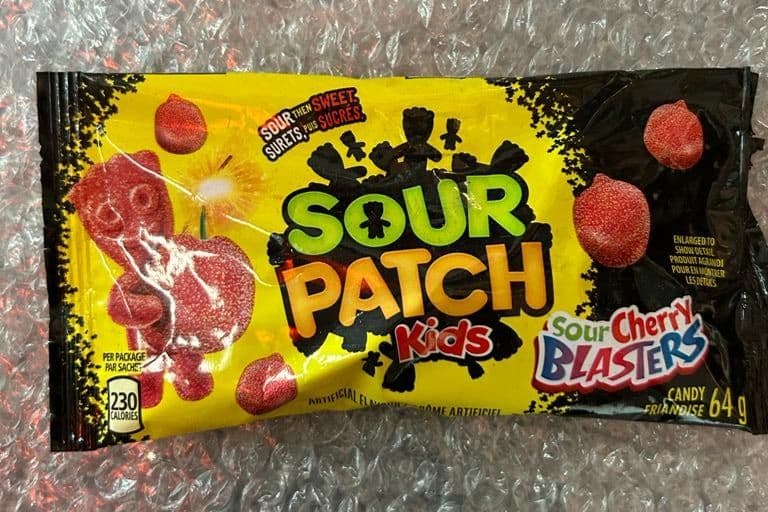 Sour Patch Sour Cherry Blasters (64 g)