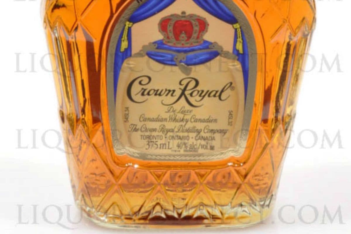 CROWN ROYAL - 375ML (1 x 375ML)