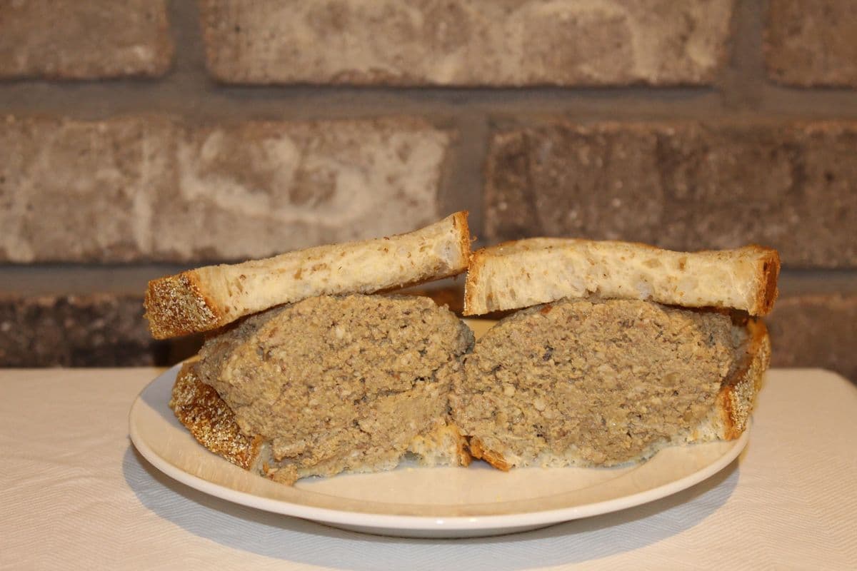 Chopped Liver Sandwich