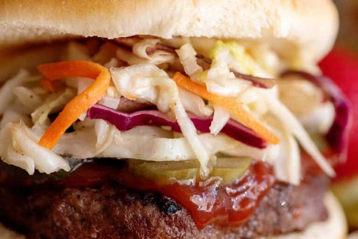 Coleslaw Veg Burger
