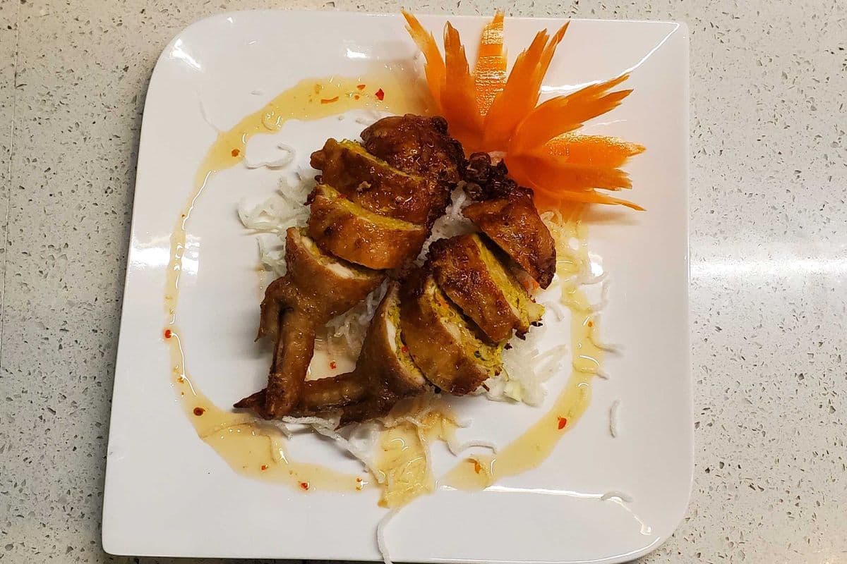 Stuffed Chicken Wings (2 pcs)