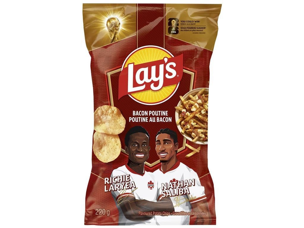 Lays Bacon Poutine Potato Chips 220g Richie Laryea and Nathan Saliba World Cup Edition