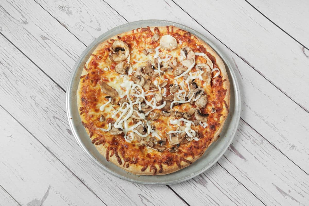 Petite pizza champignons / Small Mushrooms Pizza