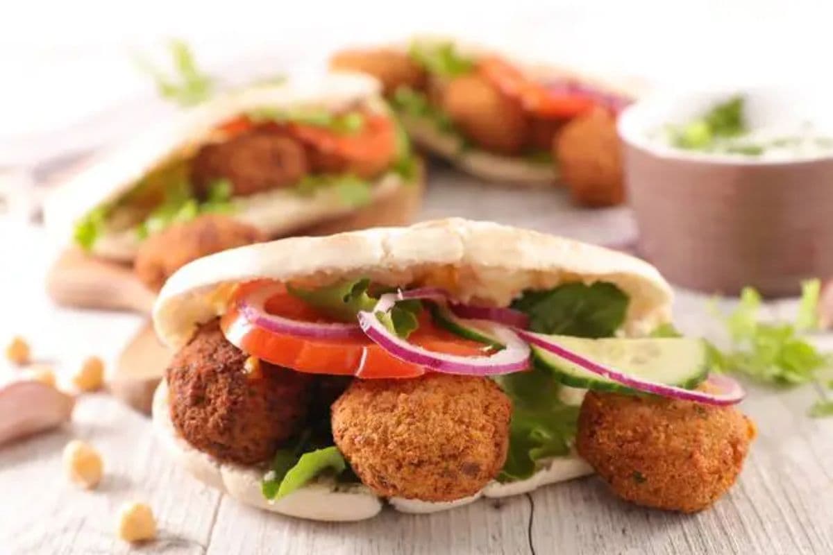 Falafel Pita Sandwich