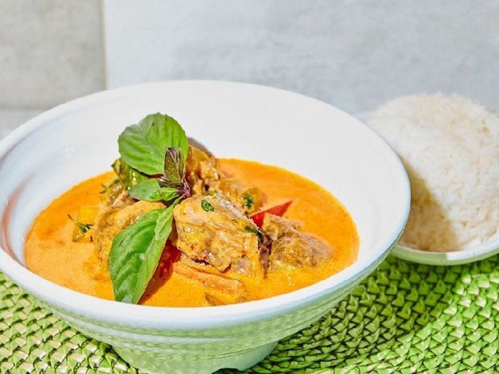 Gaeng Phed