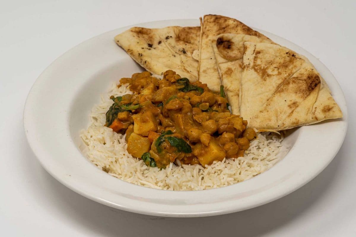 Chickpea and Spinach Curry