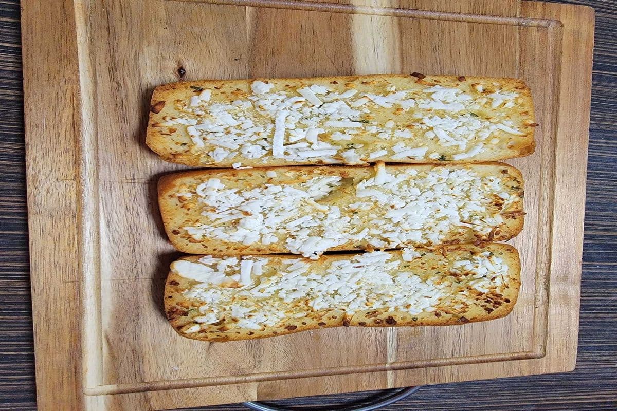 Garlic Bread With Feta