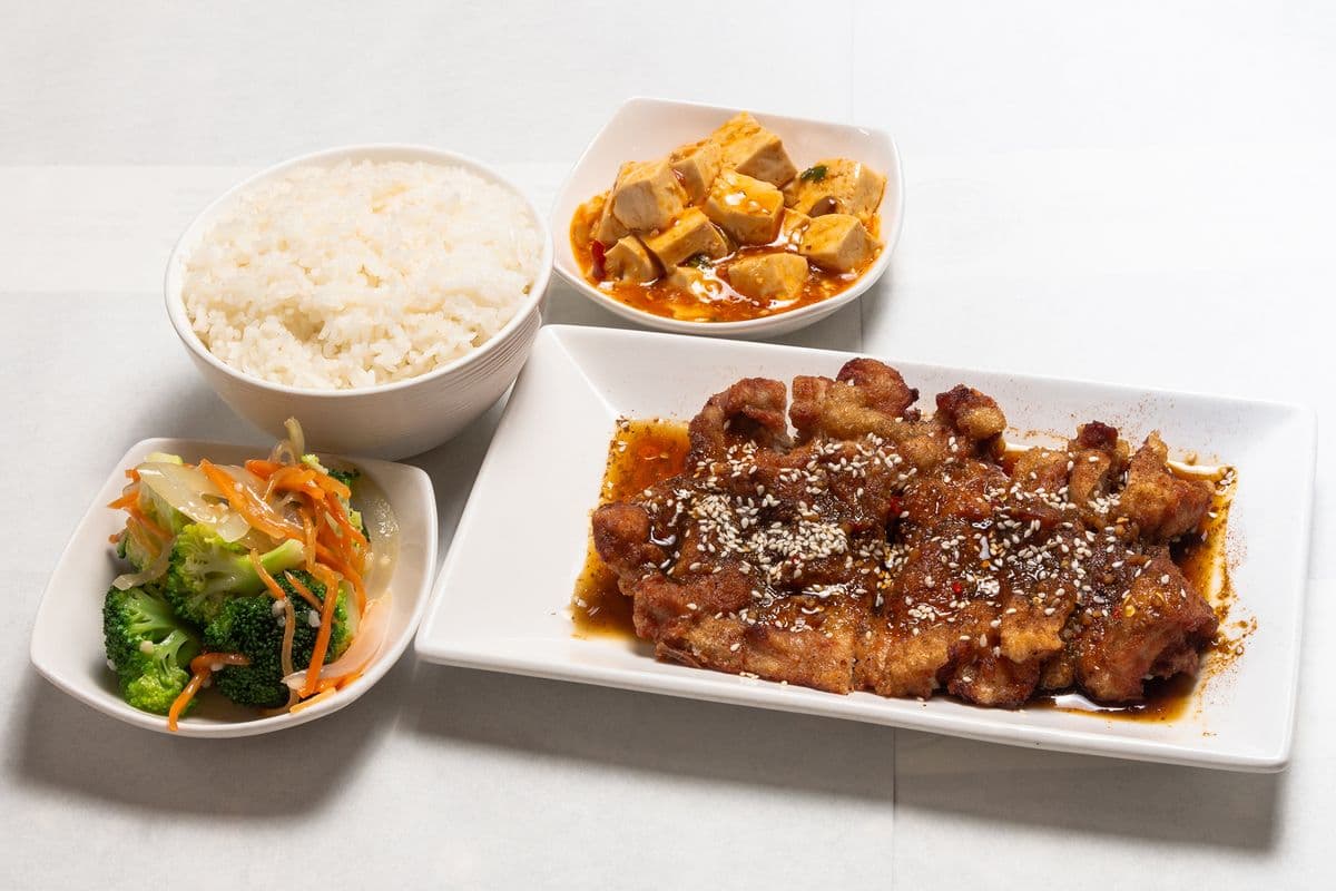 Fried Chicken Thigh W/Spicy soy sauce with Rice