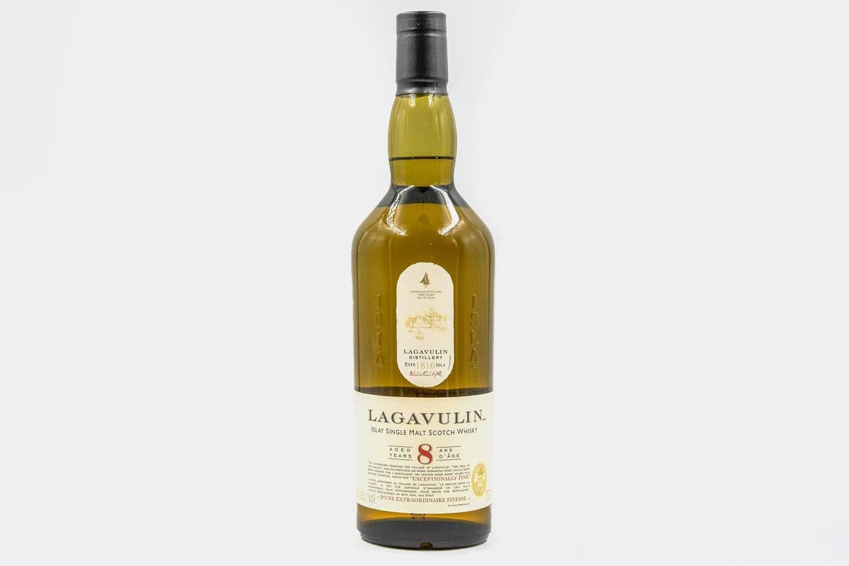 Lagavulin 8 Year Old (1 x 750ml)