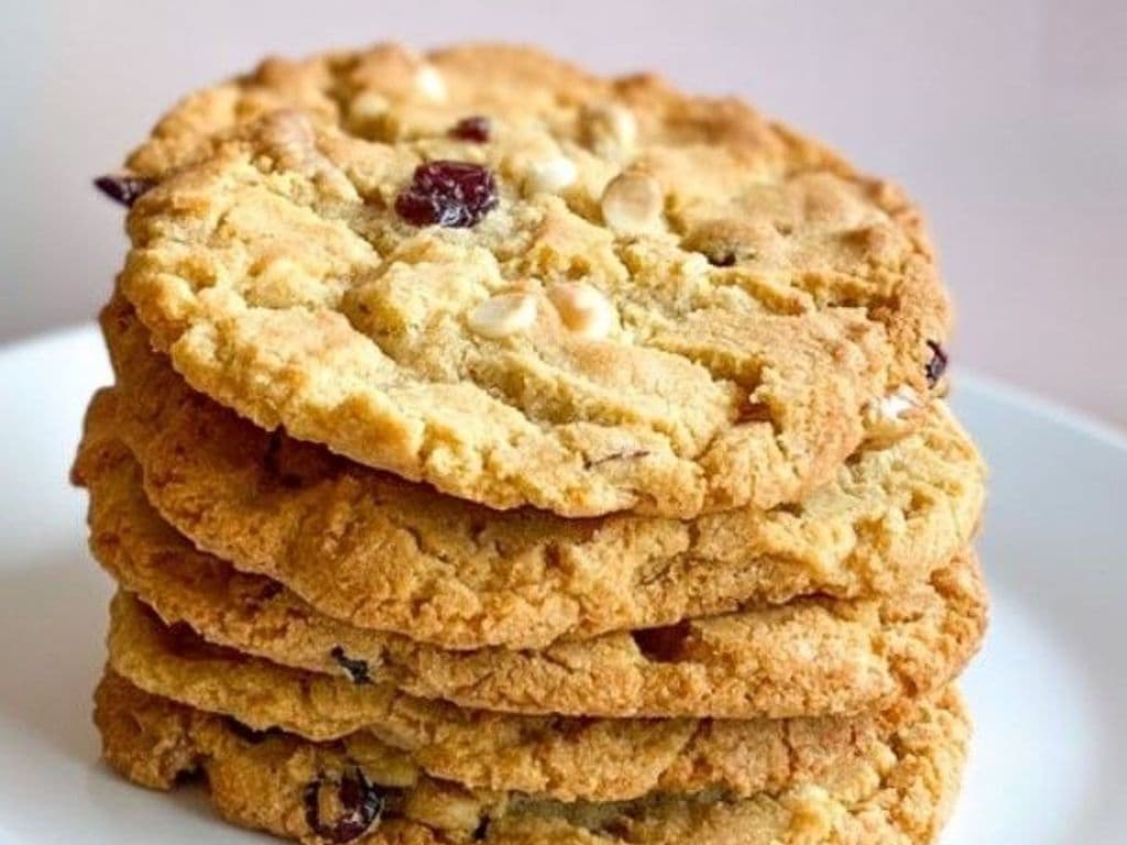 White Chocolate Cranberry Cookie