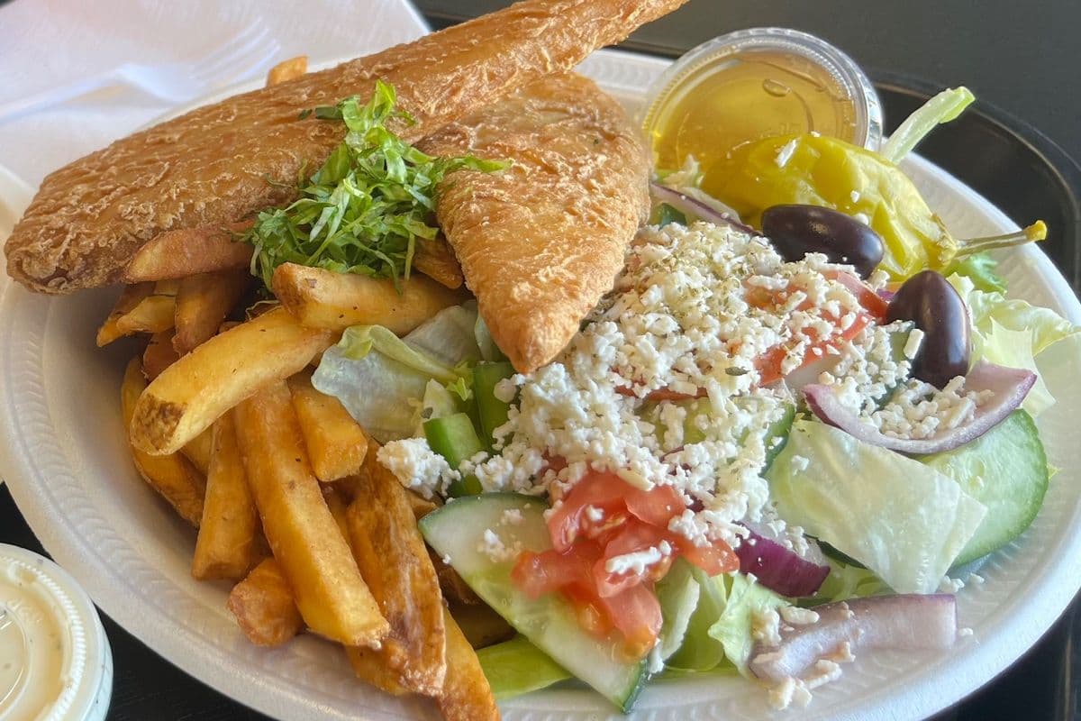 Fish and Chips Dinner (2 pcs Haddock)