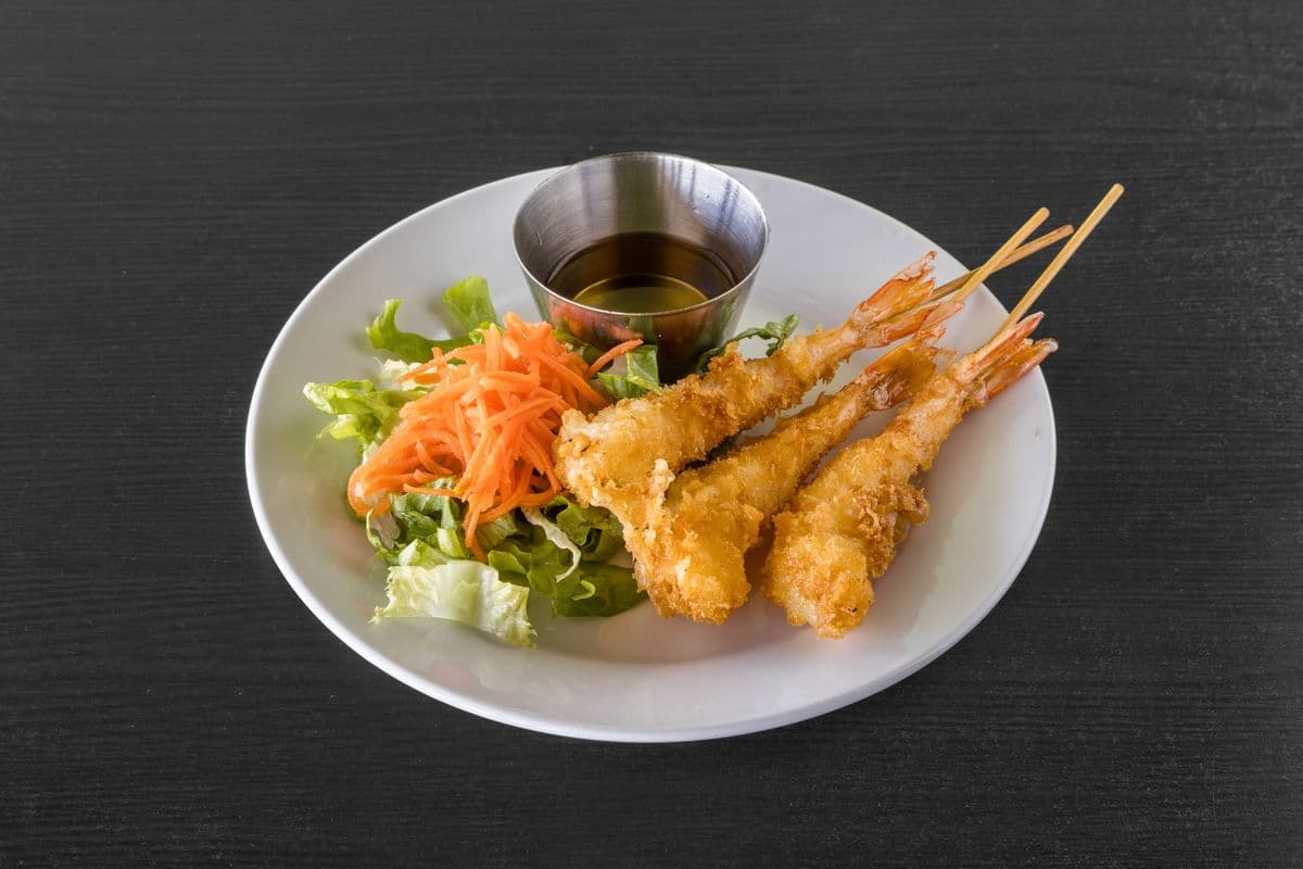 #02 Crevettes tempura (3 mcx) / Tempura Shrimp (3 pcs)