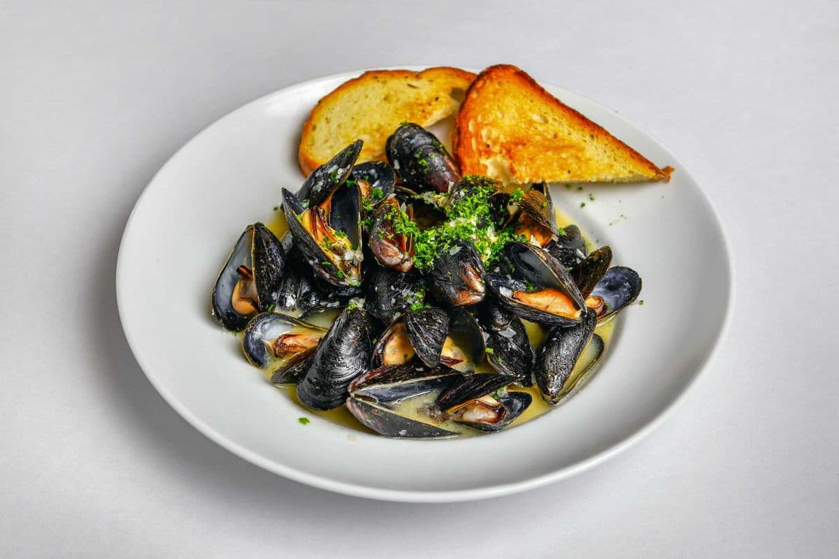 Mussles and Fries