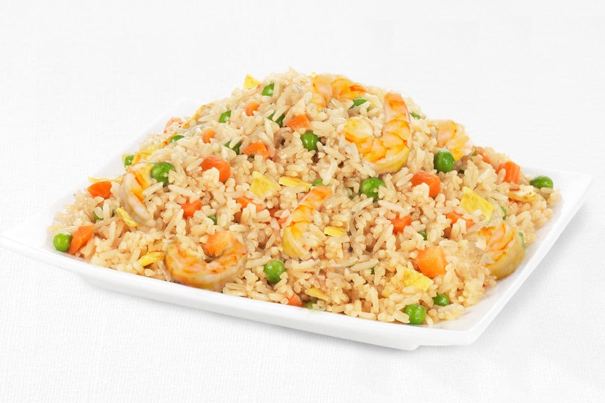 Plat signature de riz frit aux crevettes / Signature Shrimp Fried Rice