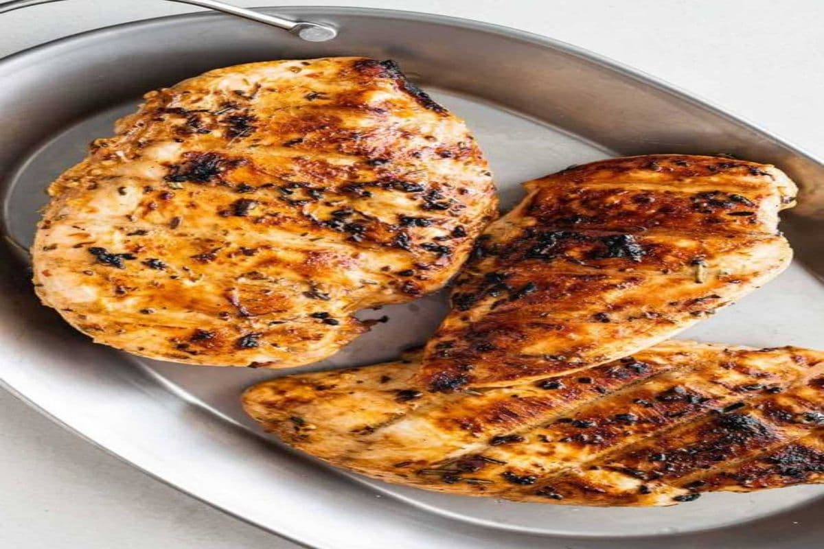 Ginger Garlic Breast Boneless (Cooked 1 lb)