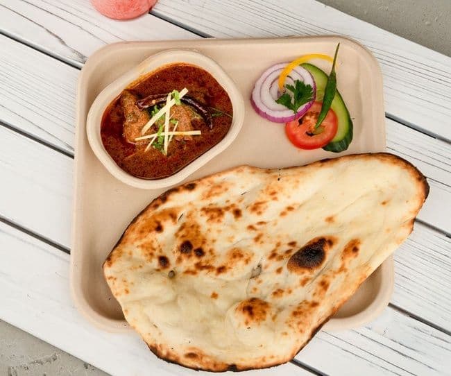 Goat Curry & Naan (8oz)