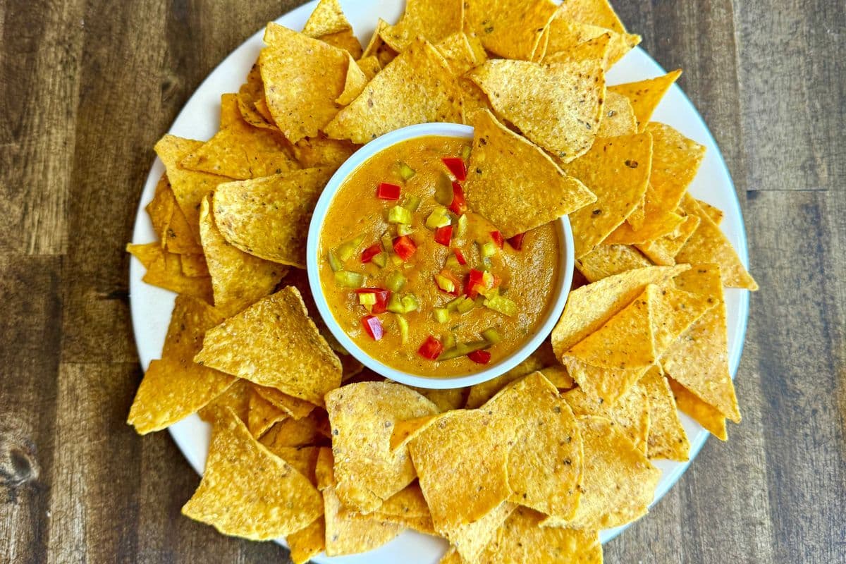 Queso & Chips