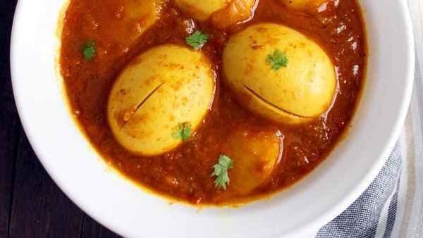 Egg Curry Rice or Naan (LUNCH SIZE)
