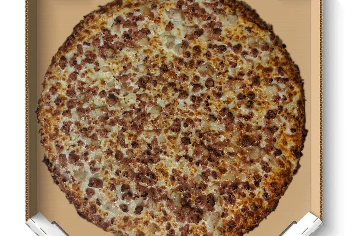 Large Chicken Bacon Ranch Pizza