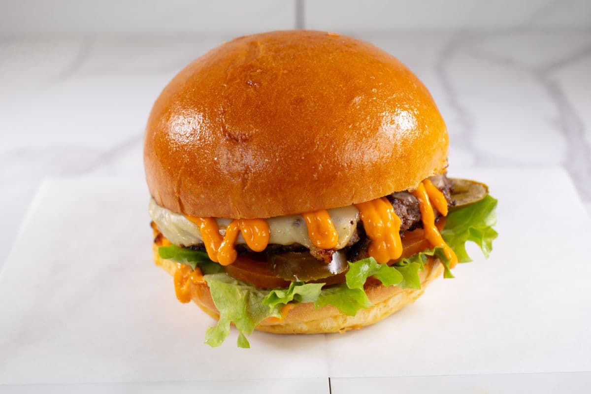 Le no cap (burger piquant) / The No Cap (Spicy Burger)