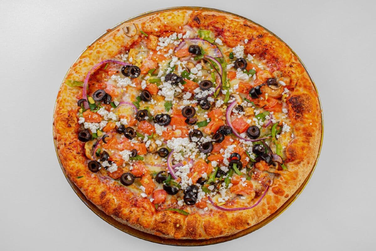 Mediterranean Pizza