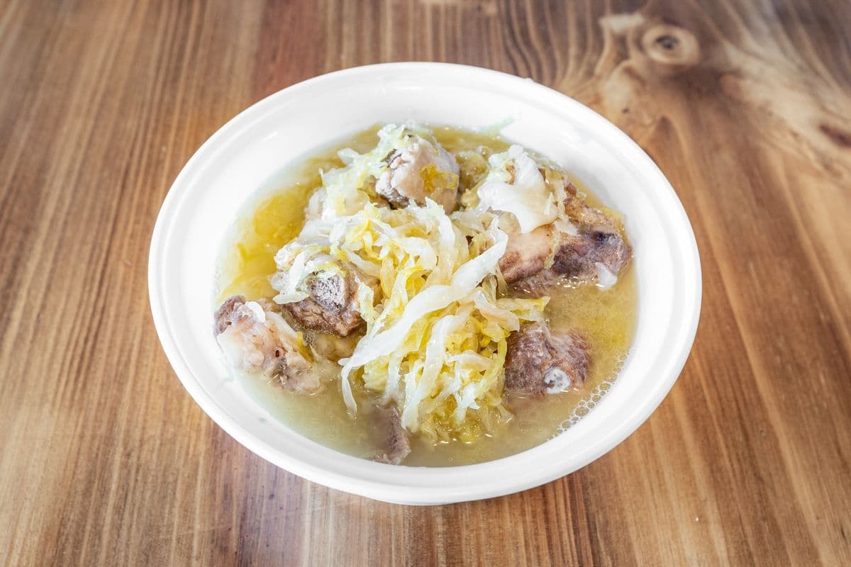 Chinese Sauerkraut and Pork Ribs Stew(酸菜炖排骨)