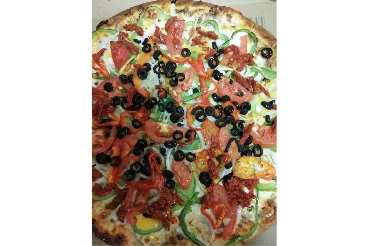 14" Pizza légumes du jardin - fort / 14" Garden Veggie Pizza