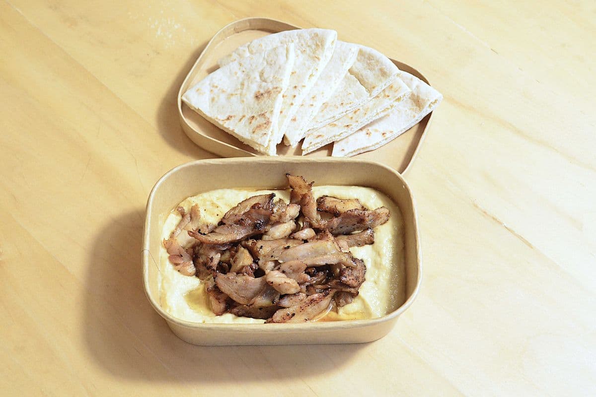 Hummus Velouté with Pomegranate Chicken
