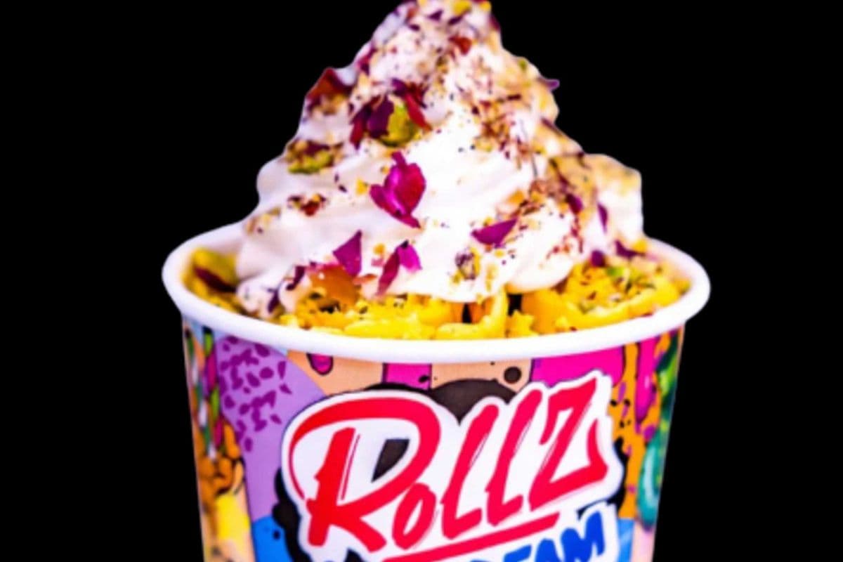 Rose and Pistachio Ice Cream