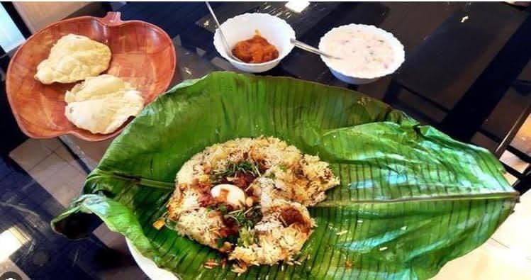 KIZHI BIRIYANI (CHICKEN)