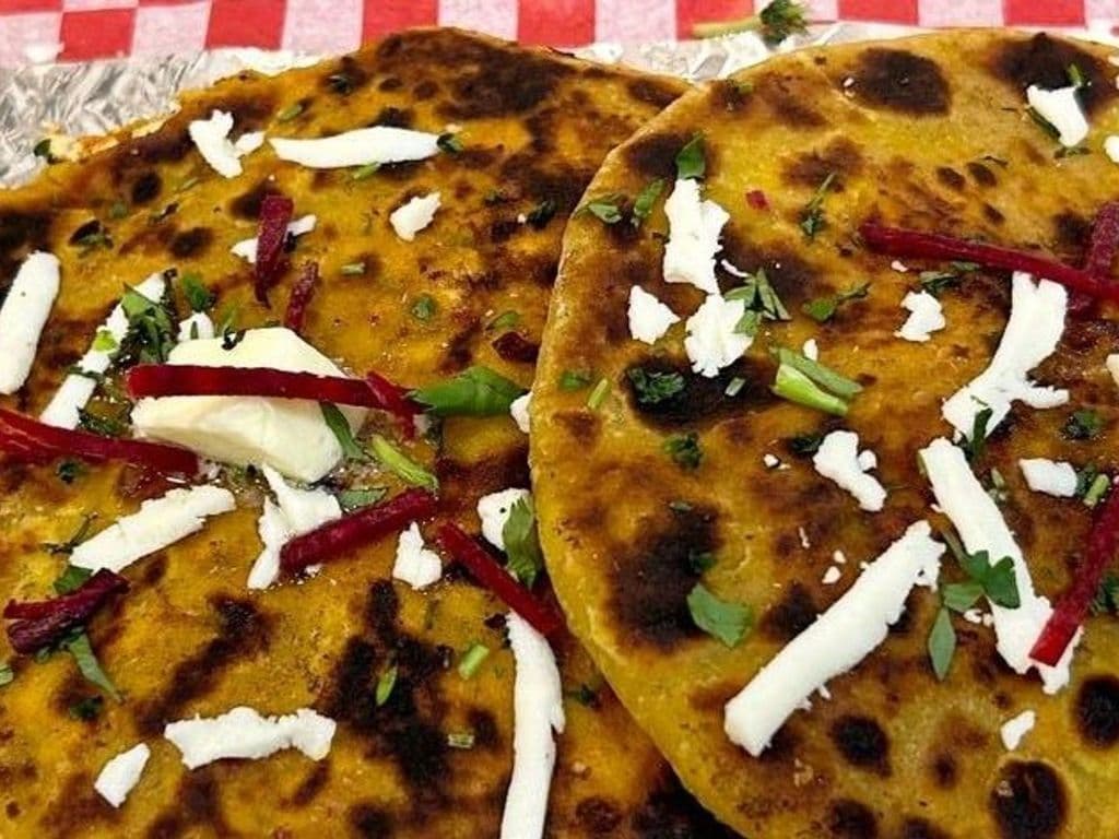 Paneer Paratha - 2 Pcs