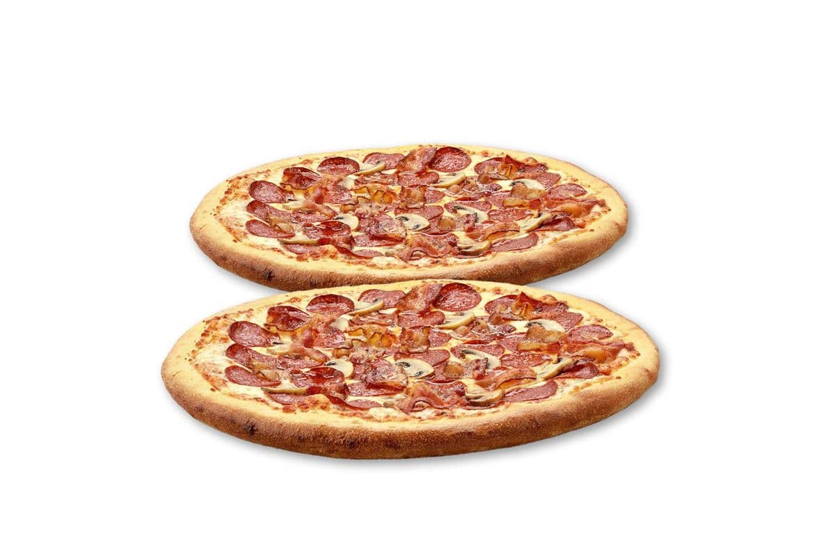 Deux Pizzas Petites Québécoises / Two Small Quebecoise Pizzas
