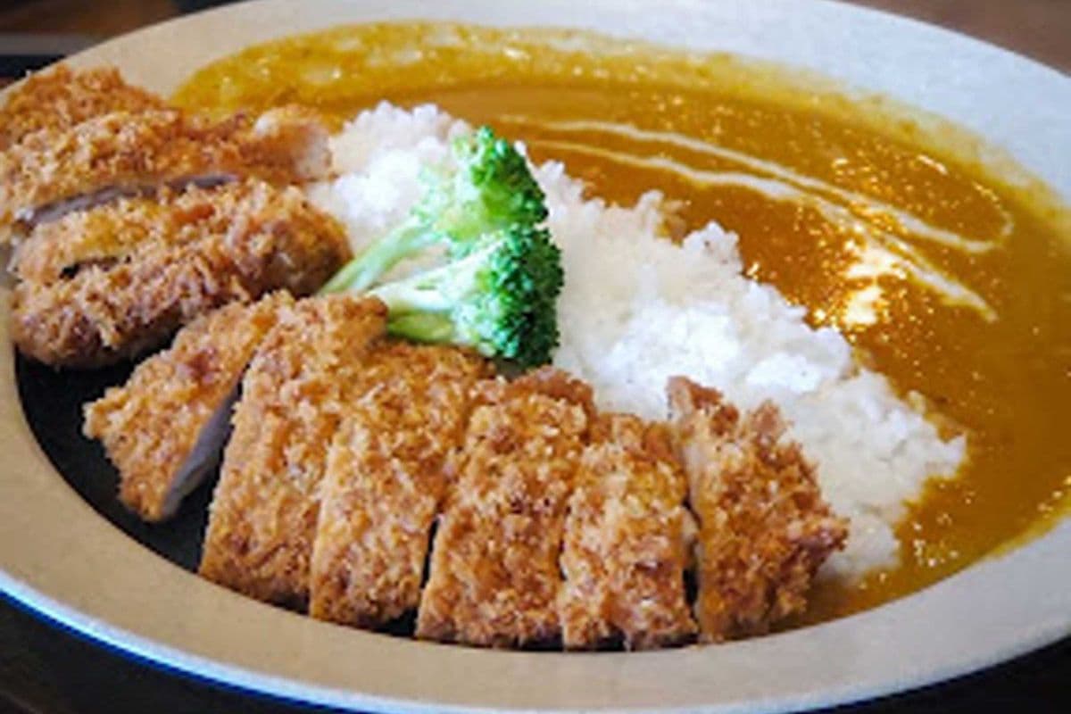 Hire Curry Katsu