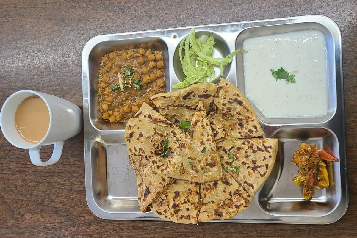 Tandoori Stuffed Parantha COMBO (Potato /Mix or gobhi)