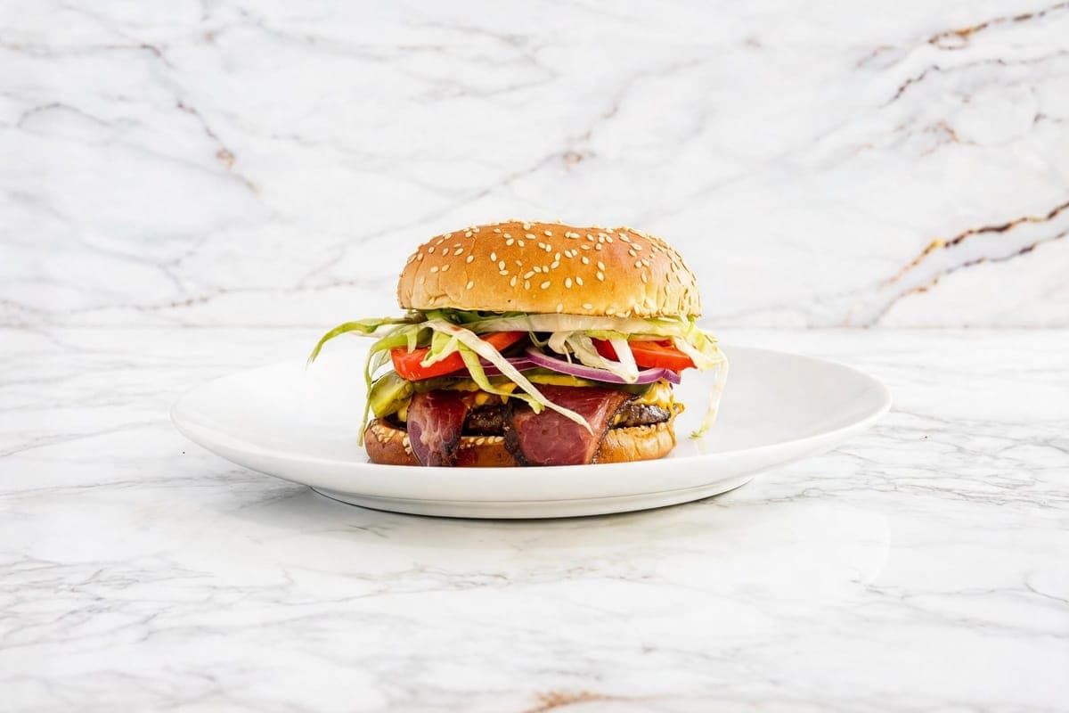 Halal Bacon Classic Burger