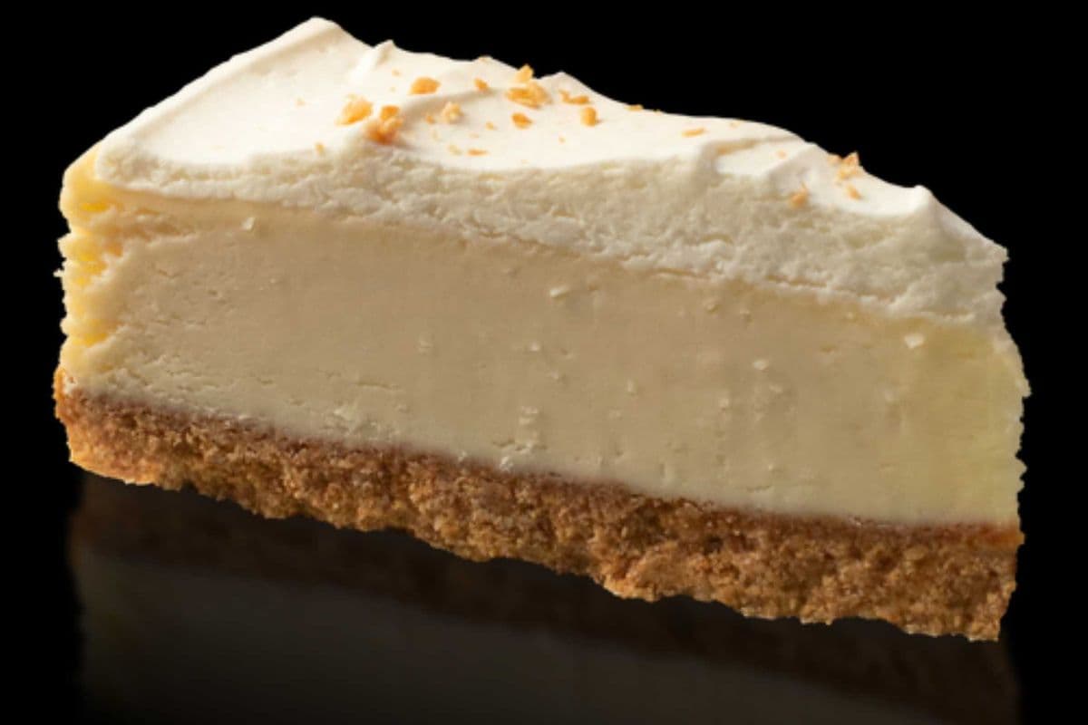 Coconut Cream Pie Cheesecake