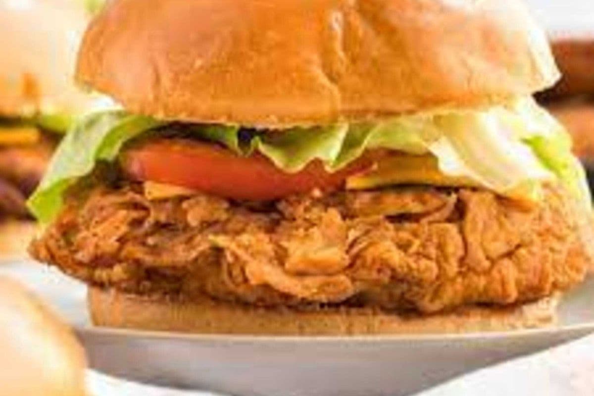 Chicken Bacon Ranch Sandwich (1 pc)