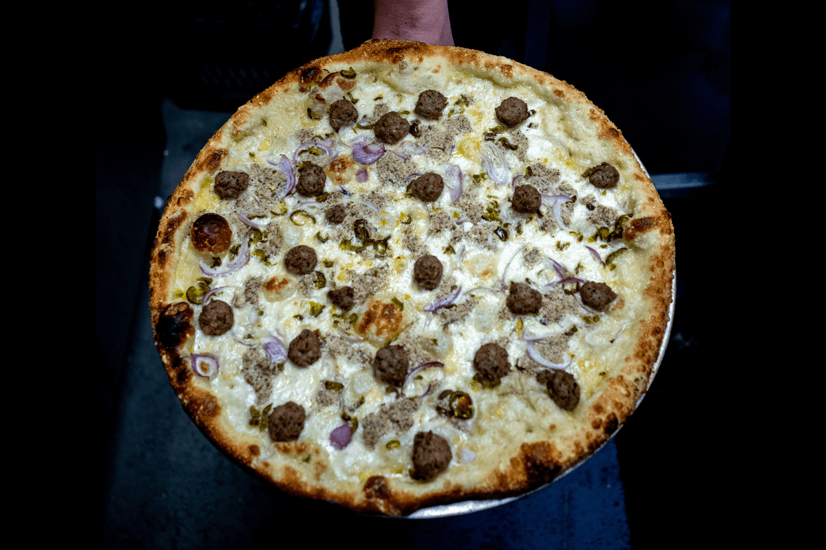 18" Sinatras Special Pizza