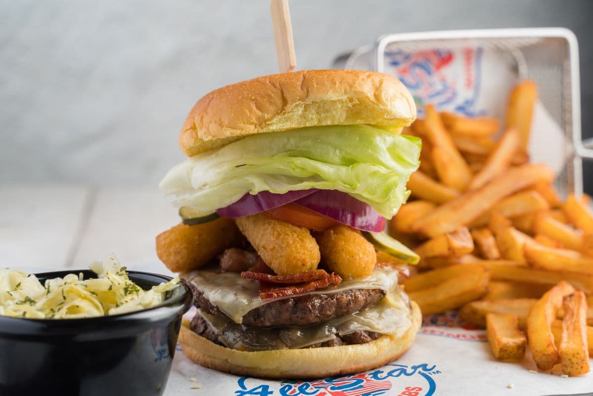Mozza Burger (4 oz)