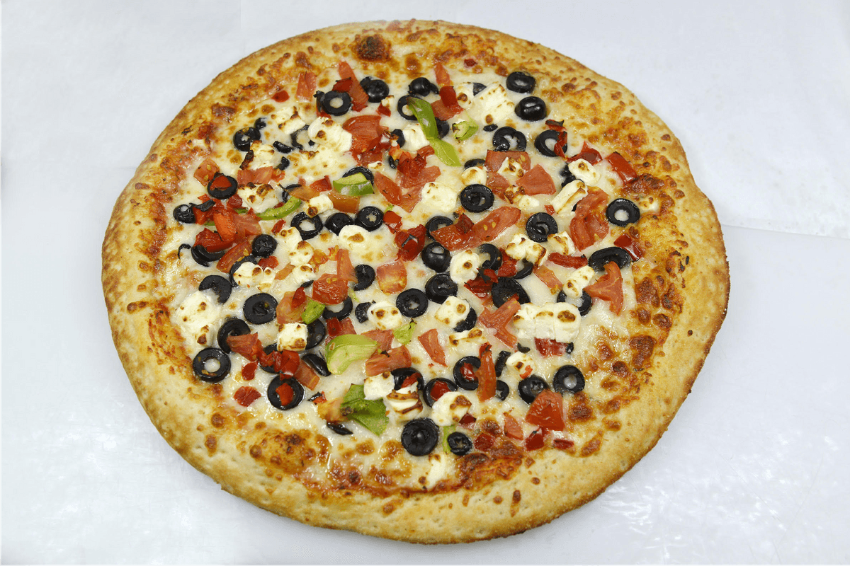 1 Medium Pizza ( 3 Toppings & 1 Dip Sauce)