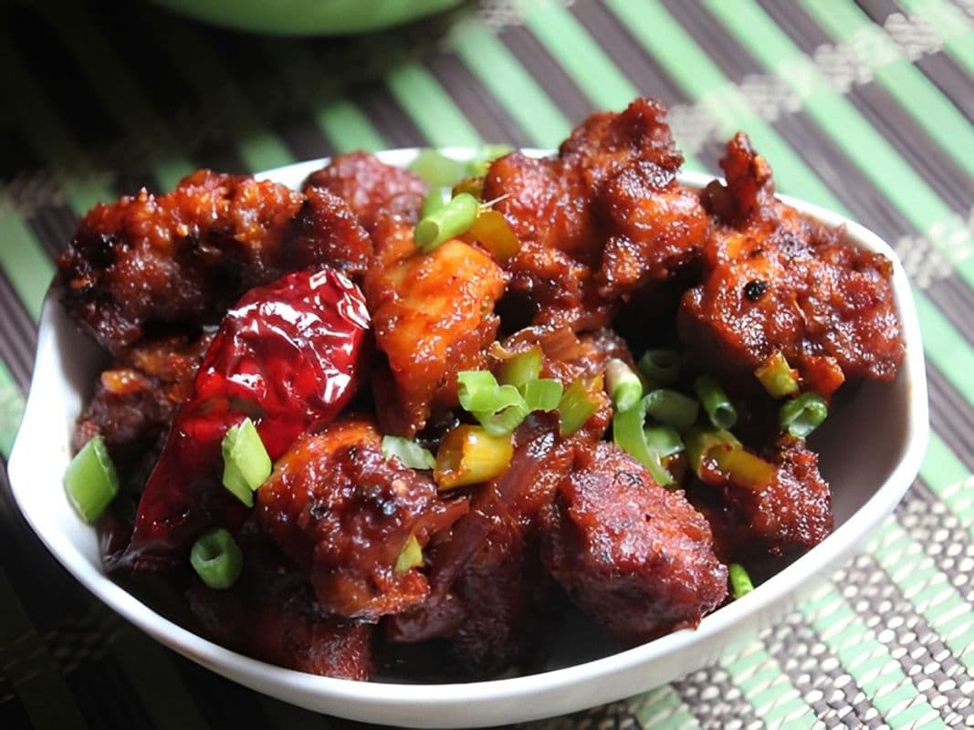 Desi Chilli Starter (Soya Chaap, Paneer or Chicken)