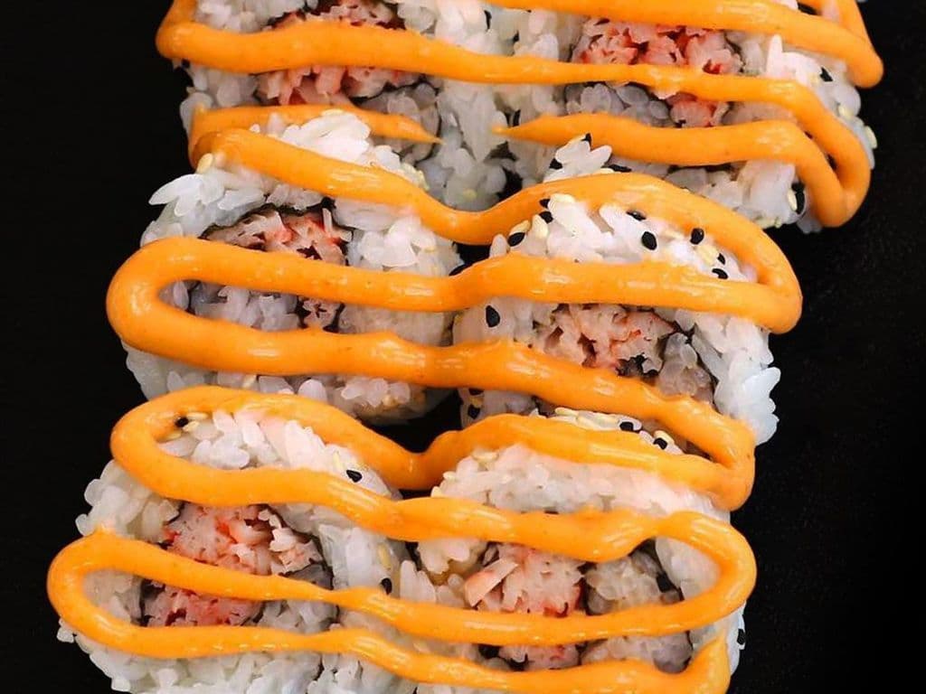 Crispy Spicy Crab Roll