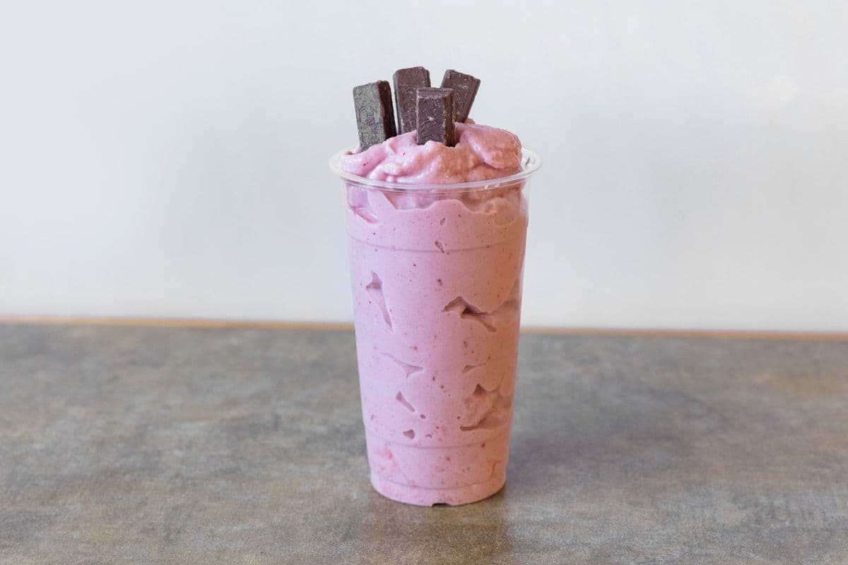 KitKat Strawberry Cheesecake