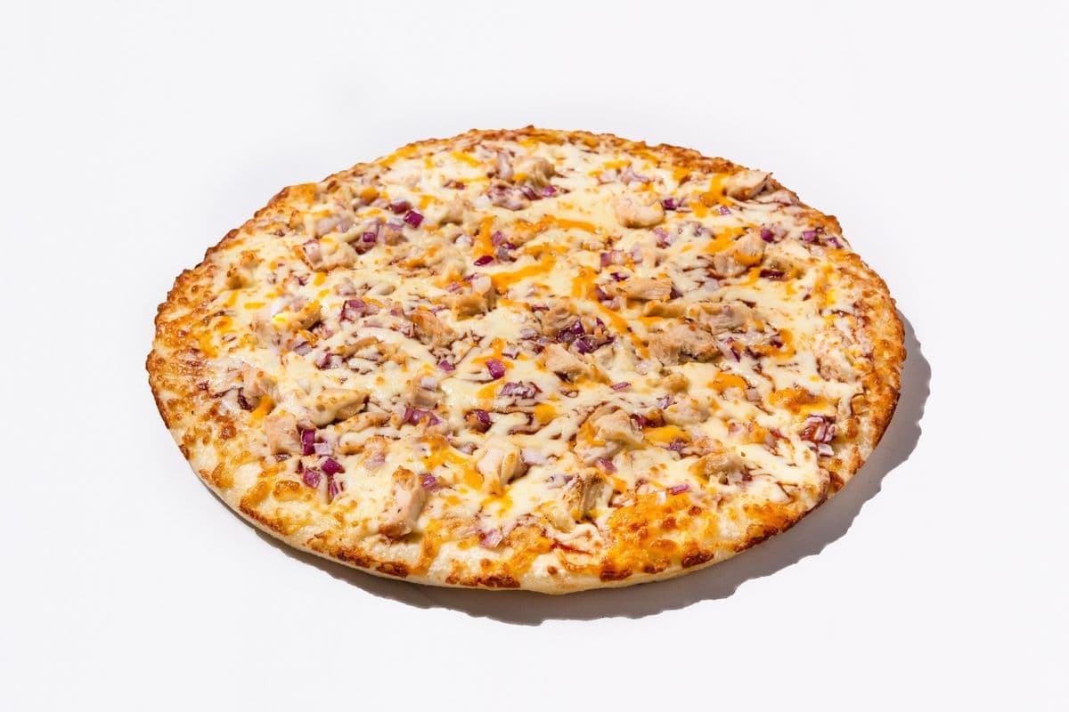 18" X-Large Buster's BBQ Chicken Pizza